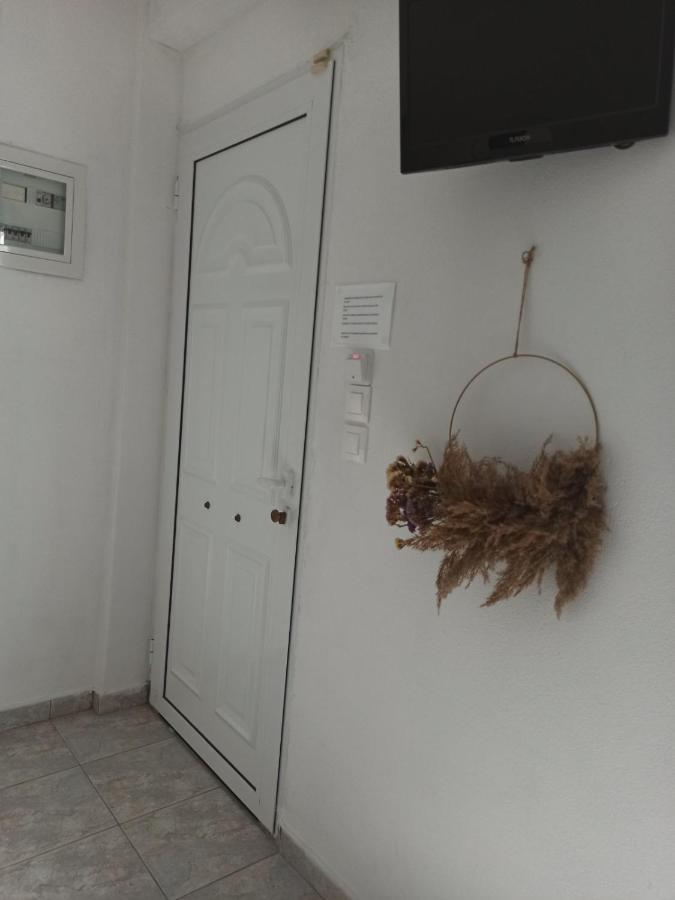 New Era 2 Apartment Polychrono Bagian luar foto